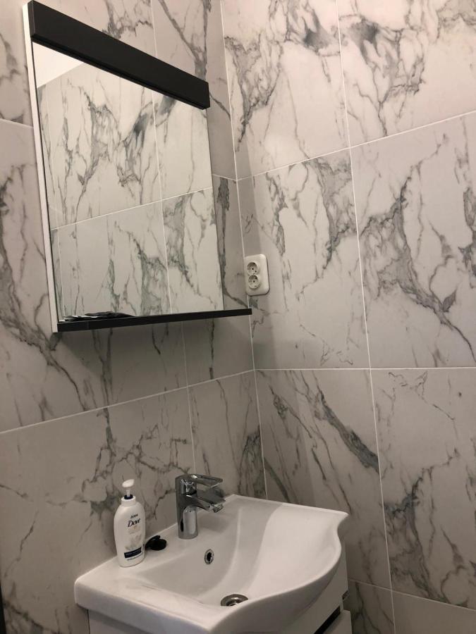Hotel Daly Ploieşti Eksteriør bilde