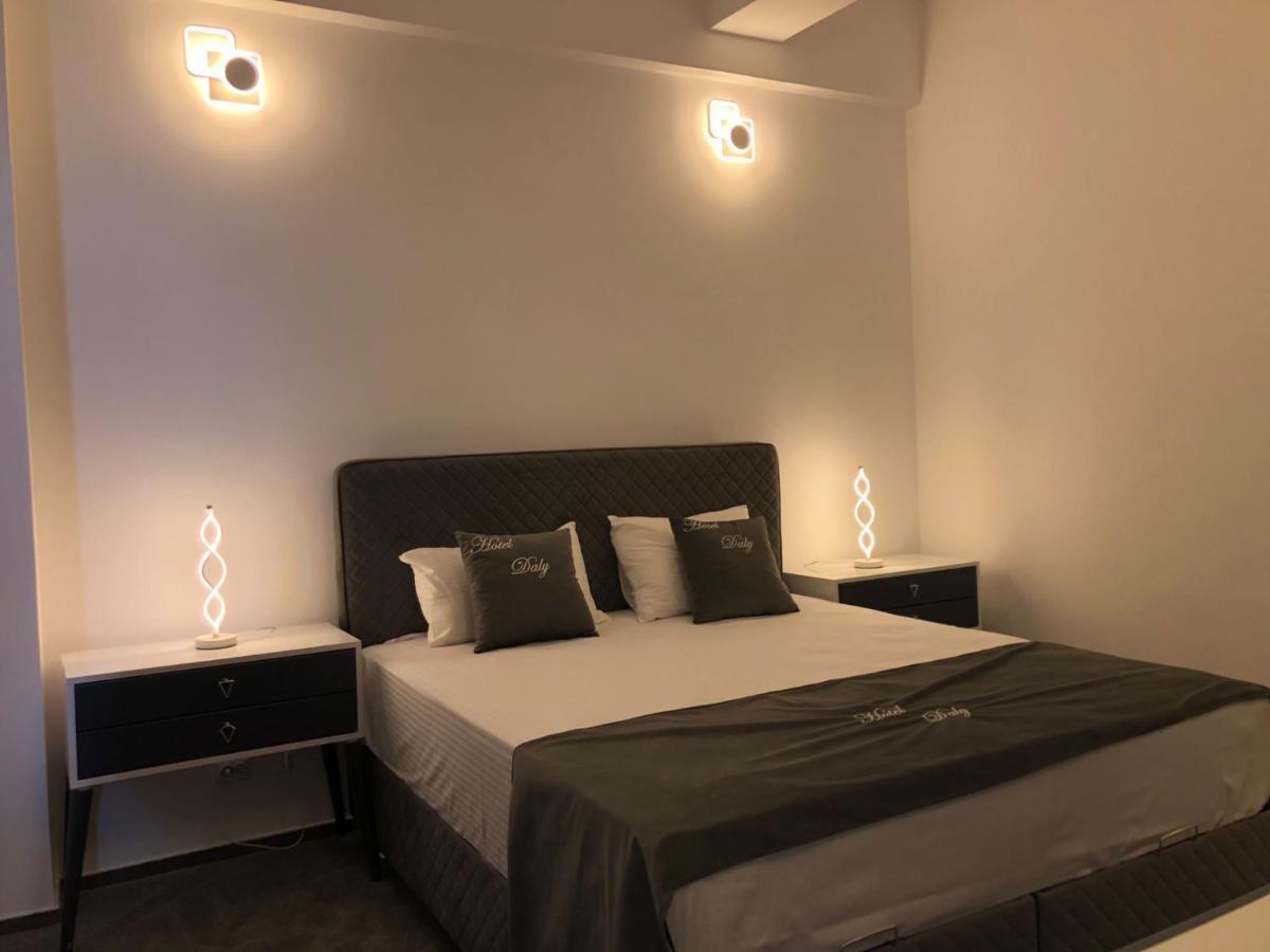 Hotel Daly Ploieşti Eksteriør bilde